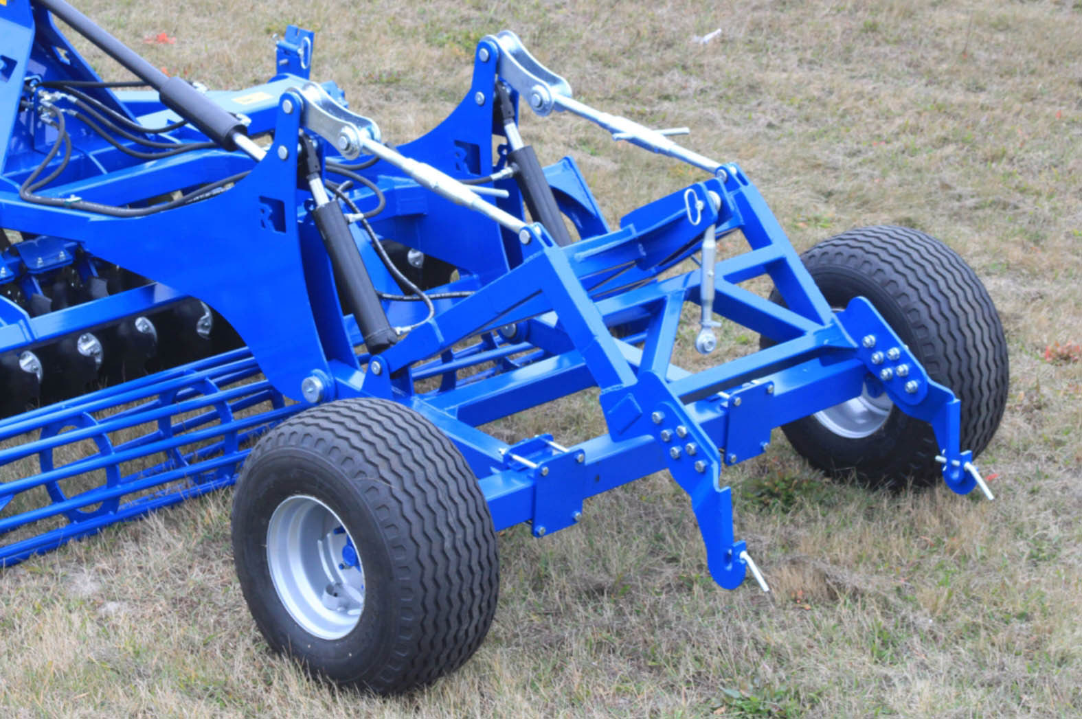 kompaktni talirova brana U 693 U 622 U 645 78